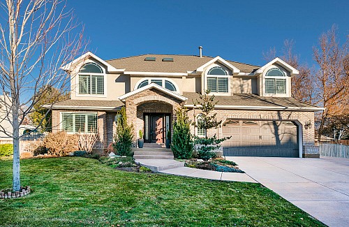 7819 S. Canterwood Lane, Sandy, UT 84093