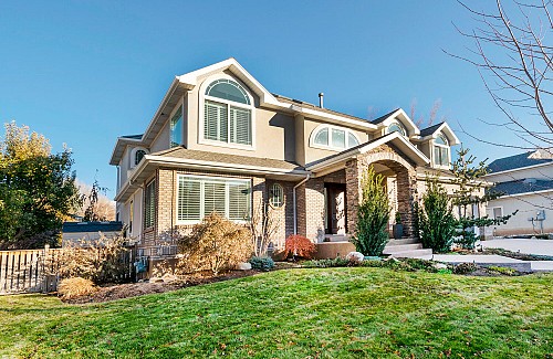 7819 S. Canterwood Lane, Sandy, UT 84093