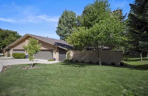 895 S. Donner Circle, Unit F, Salt Lake City, UT 84108