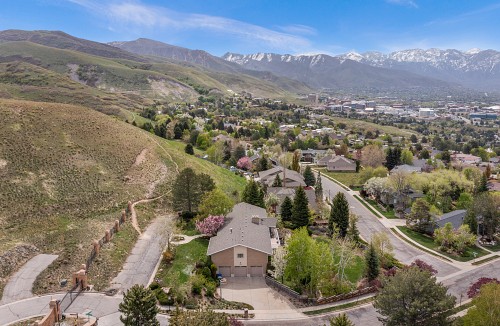 626 N. Perry's Hollow Road, Salt Lake City, UT 84103