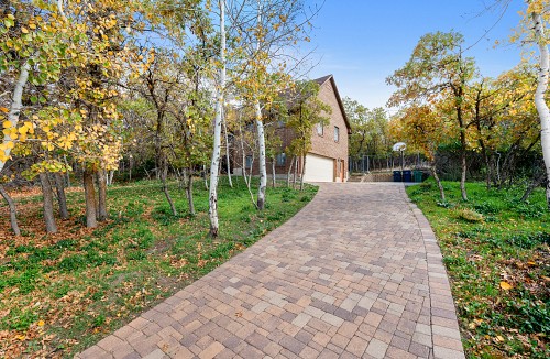 12 Mountain Wood Lane, Sandy, UT 84092