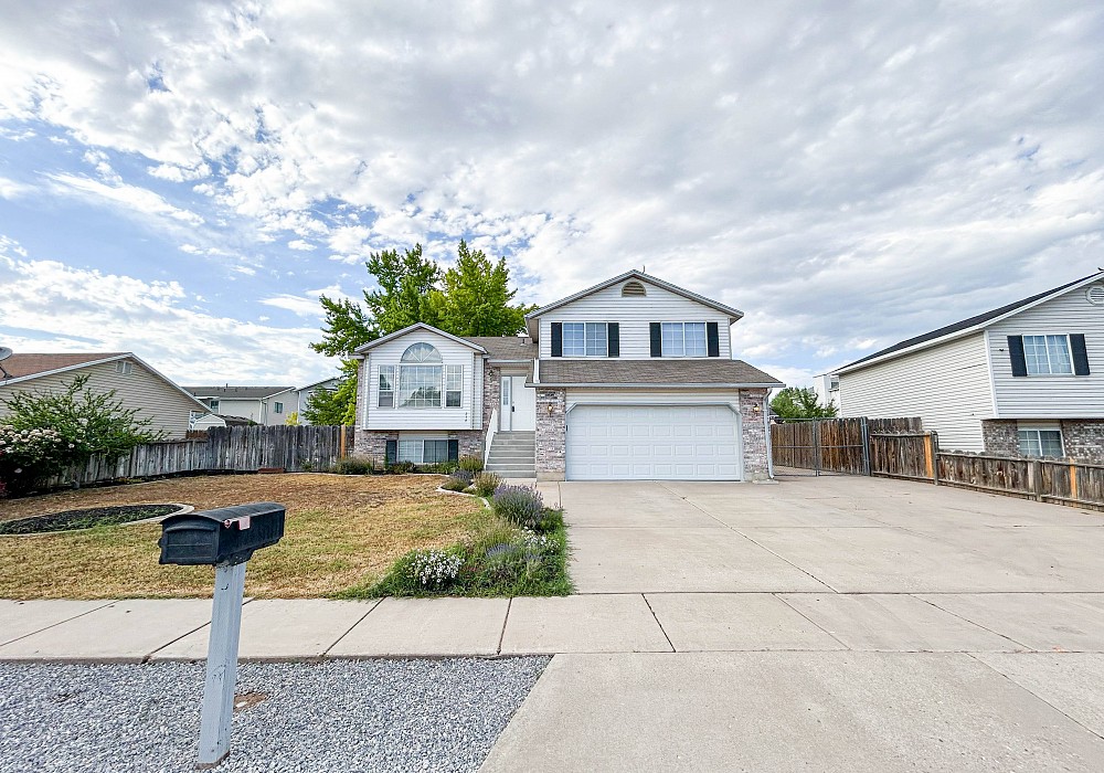 234 West 1980 South, Clearfield, UT 84015