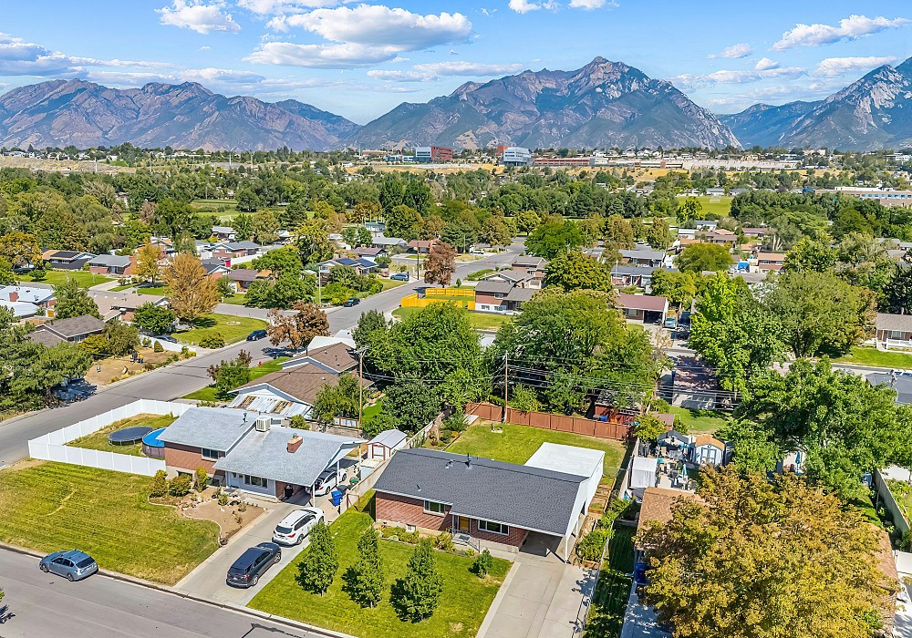 9721 S. Garnet Drive, Sandy, UT 84094