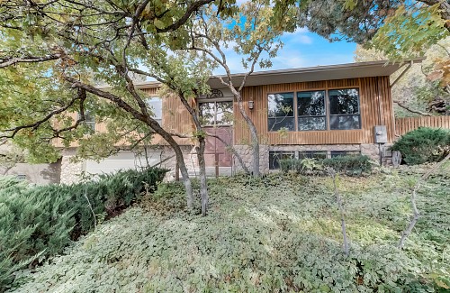 8705 S. Kings Hill Drive Drive, Cottonwood Heights, UT 84121